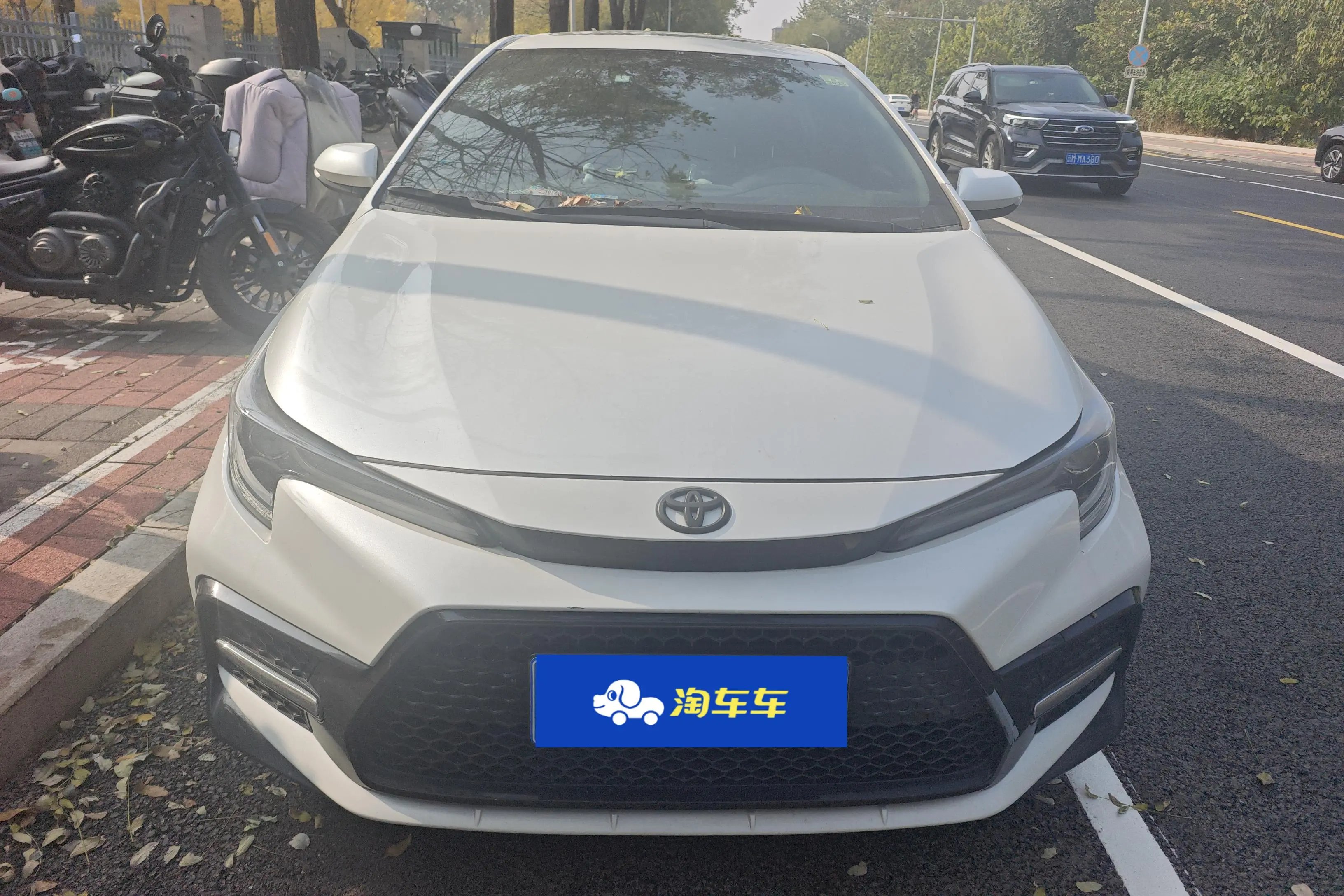 Toyota Levin (Lei Ling)  из Китая