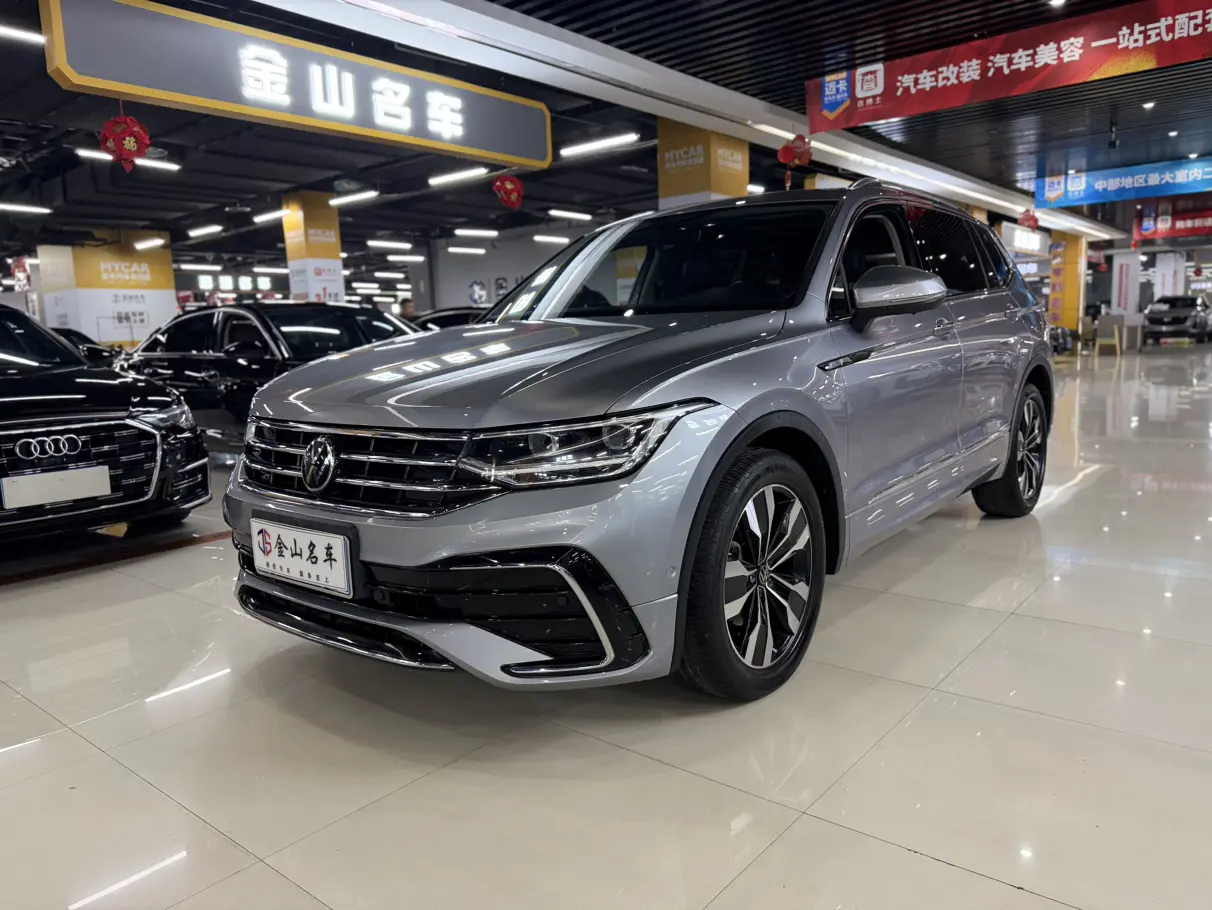 Volkswagen Tiguan L  из Китая