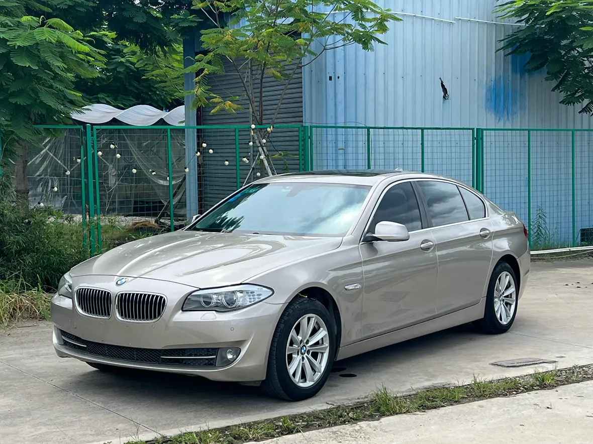 BMW 5 Series  из Китая