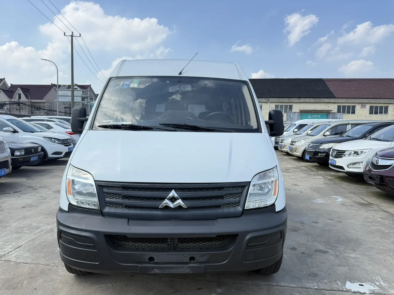 Maxus Xintu V80  из Китая