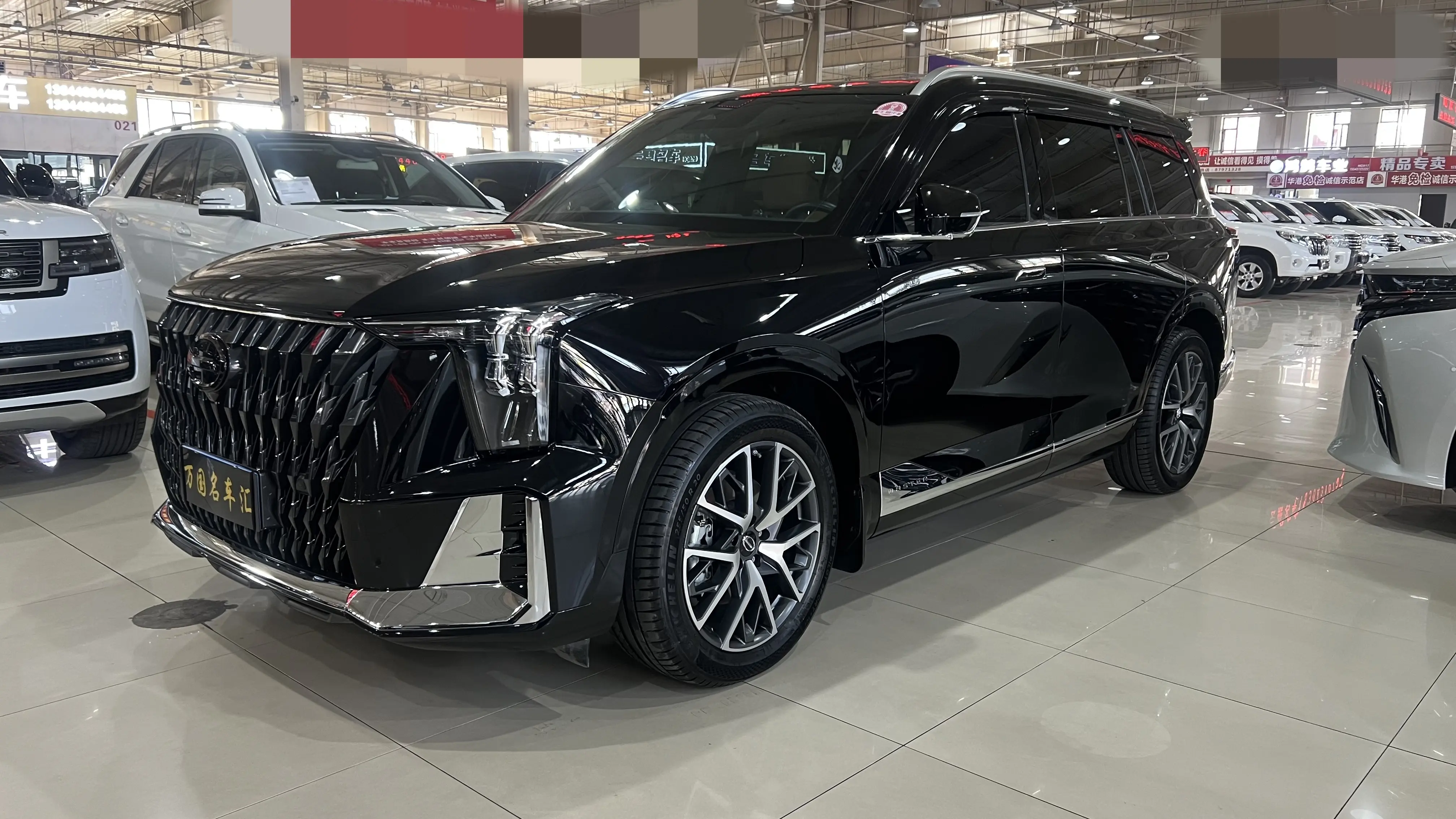 GAC Trumpchi GS8  из Китая