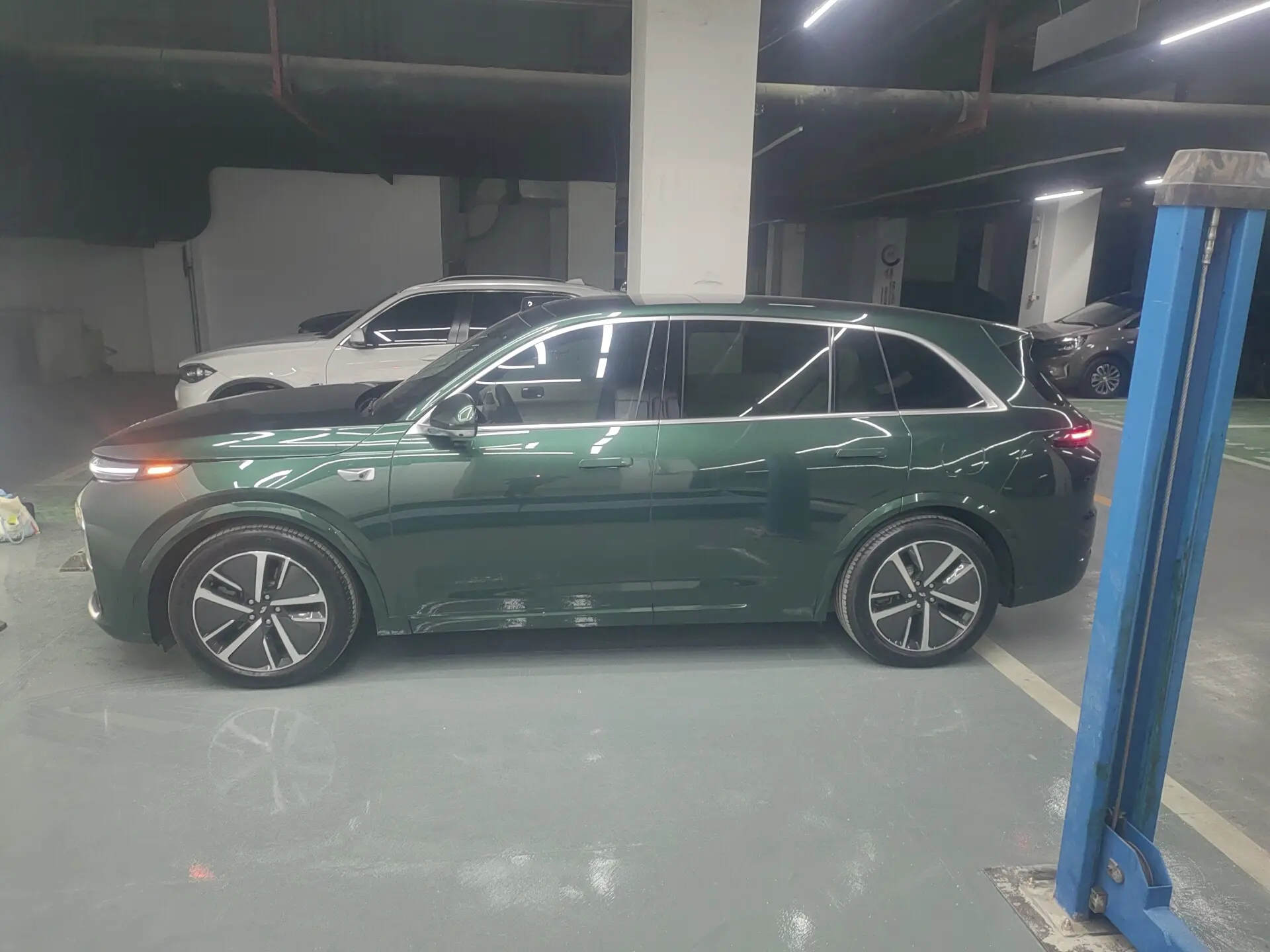 Li L7 (Ideal L7)  из Китая