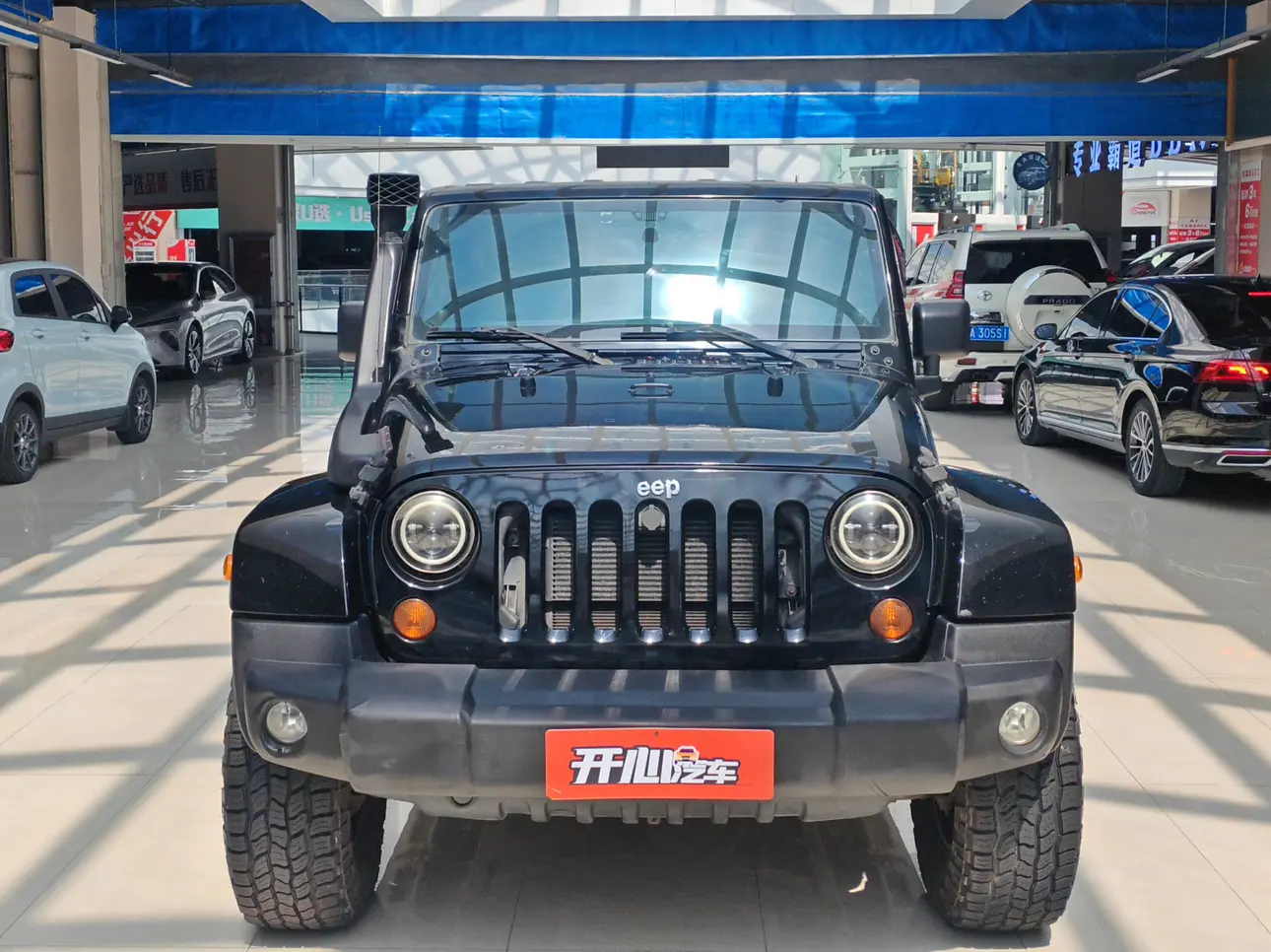 Jeep Wrangler  из Китая