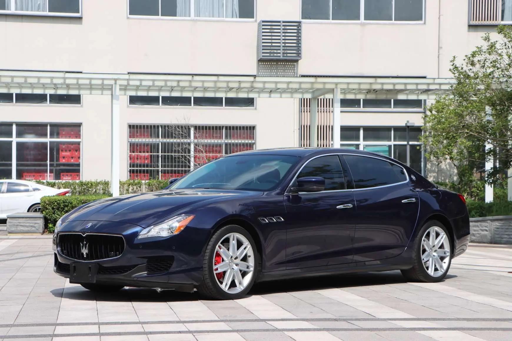 Maserati President  из Китая