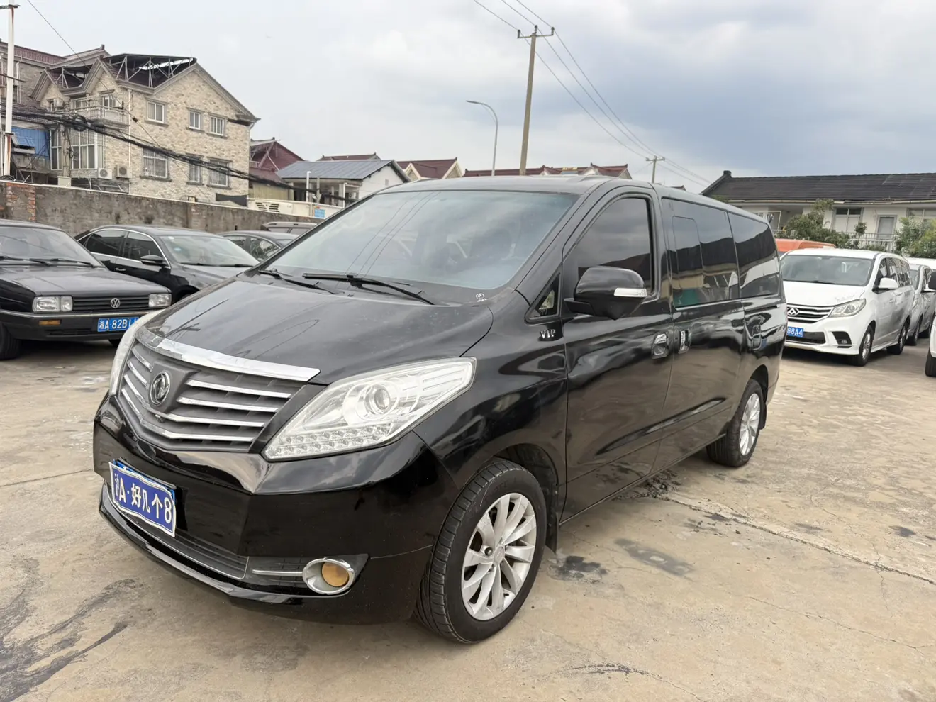 Forthing Fengxing CM7  из Китая