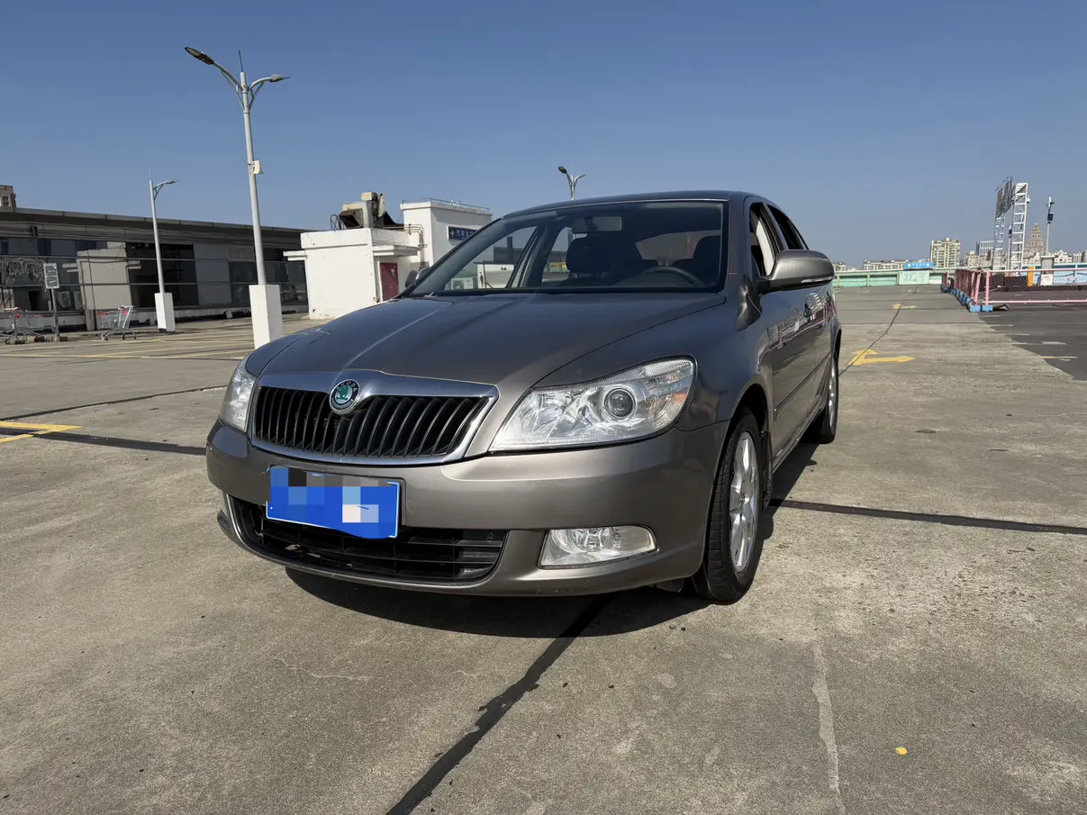 Skoda Octavia  из Китая