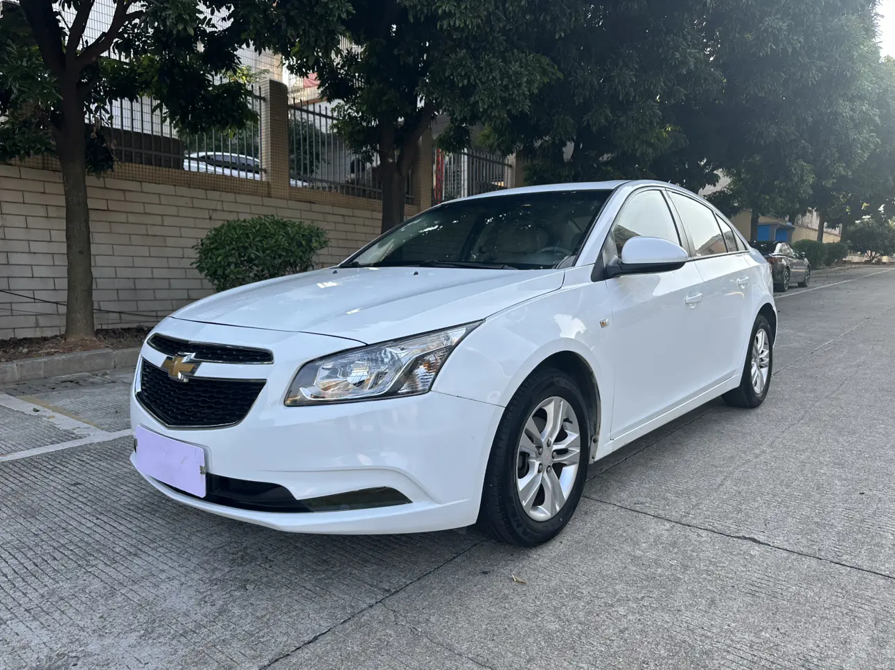 Chevrolet Monza (Cruze)  из Китая