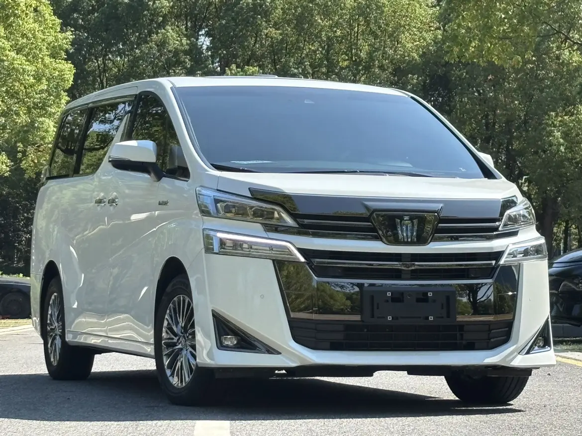 Toyota Crown Wellfire