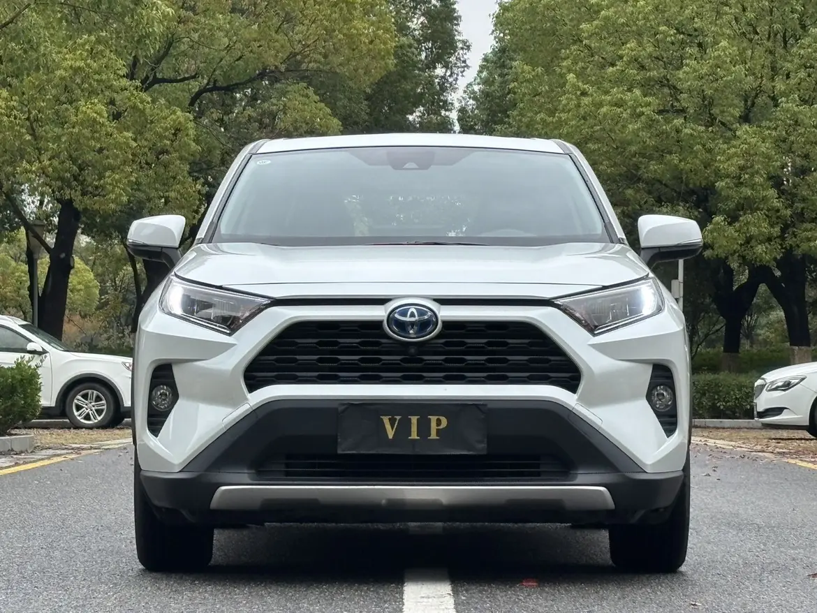 Toyota RAV4  из Китая