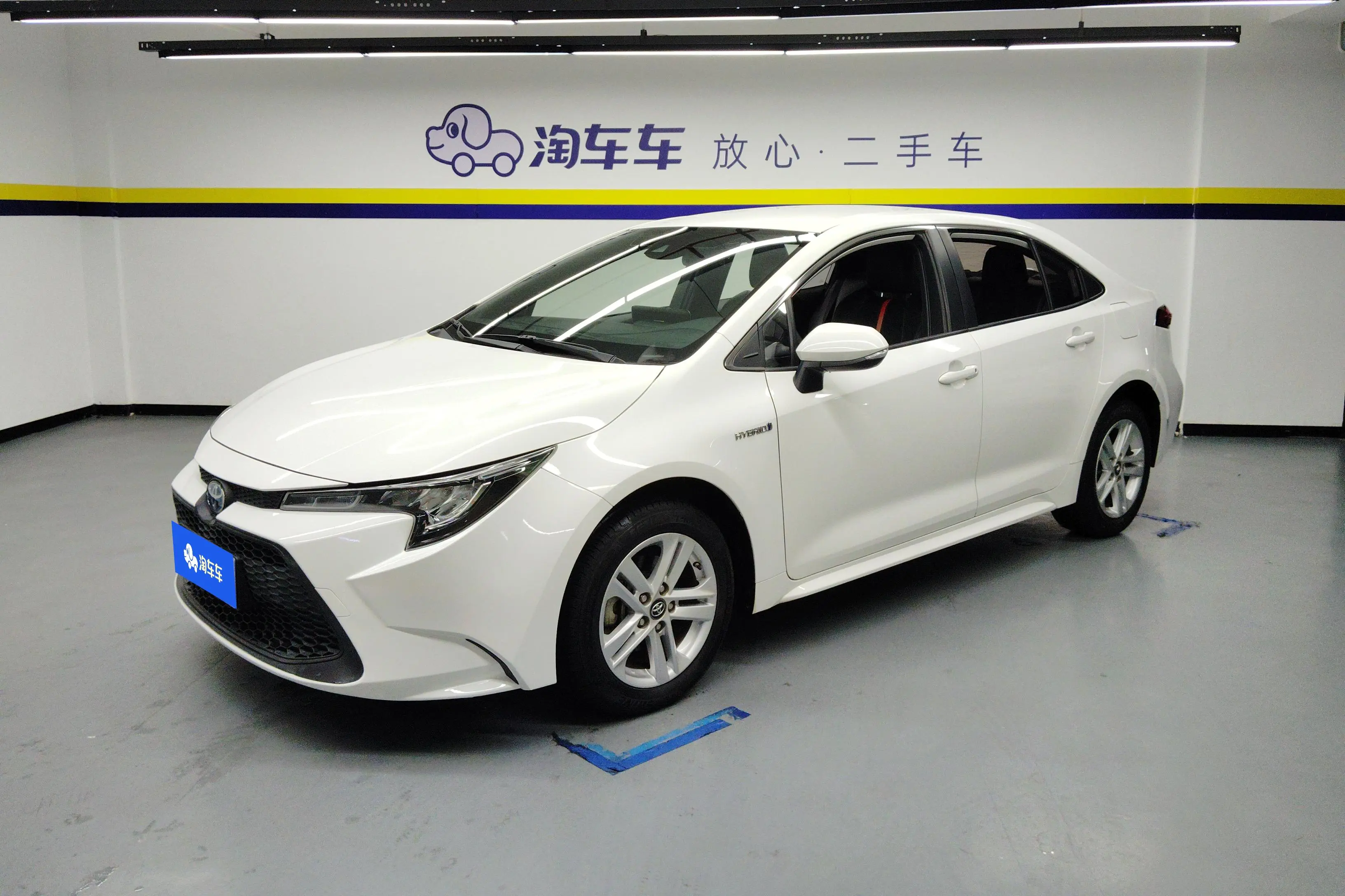 Toyota Levin (Lei Ling)  из Китая