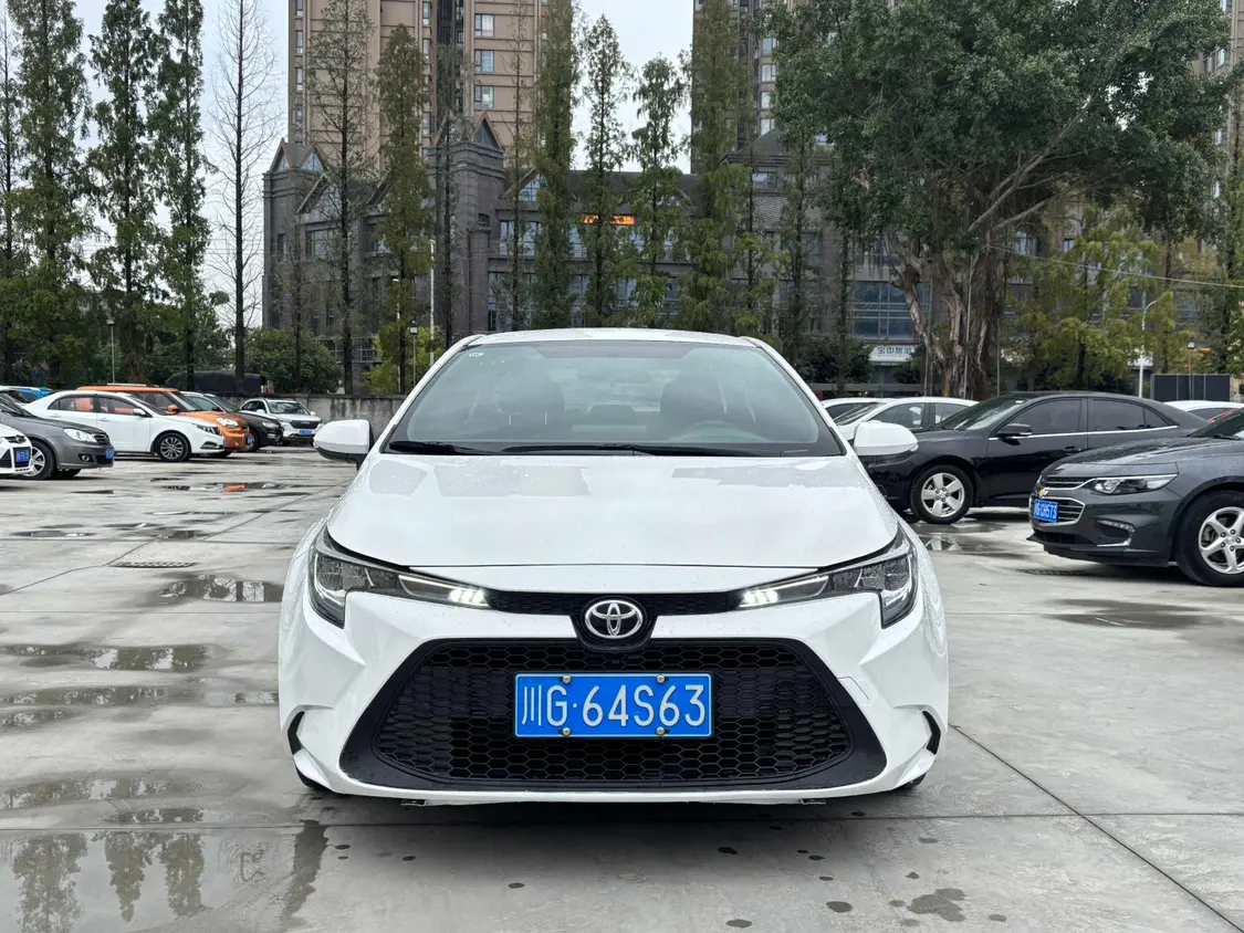 Toyota Levin (Lei Ling)  из Китая