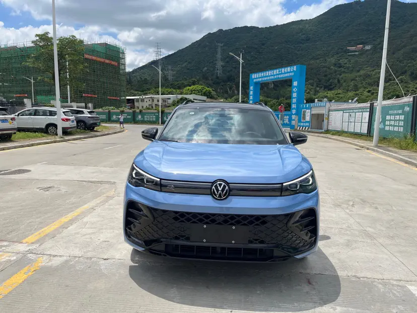 Volkswagen Tiguan L  из Китая