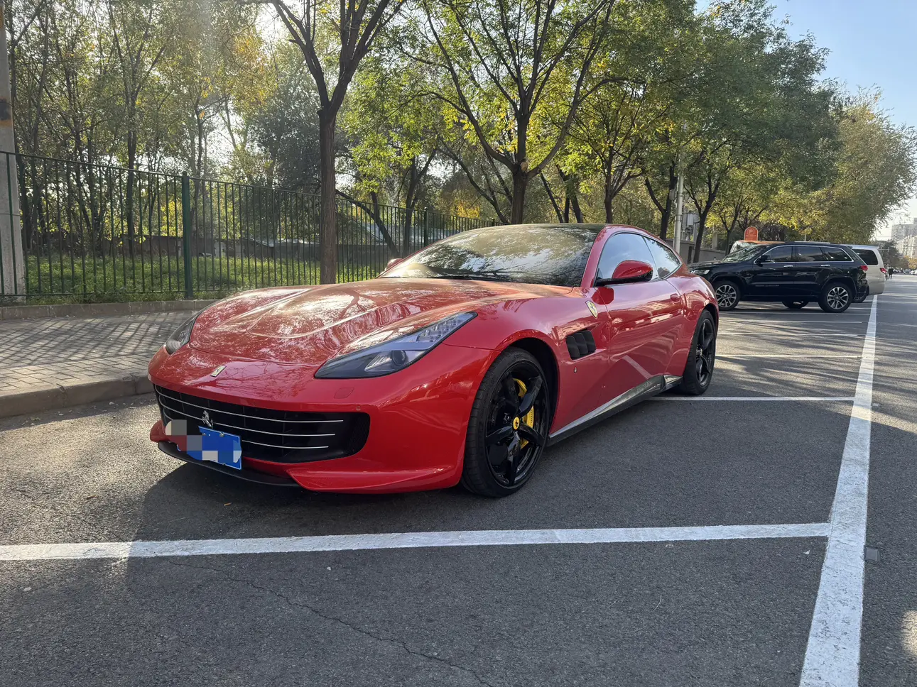 Ferrari GTC4Lusso  из Китая