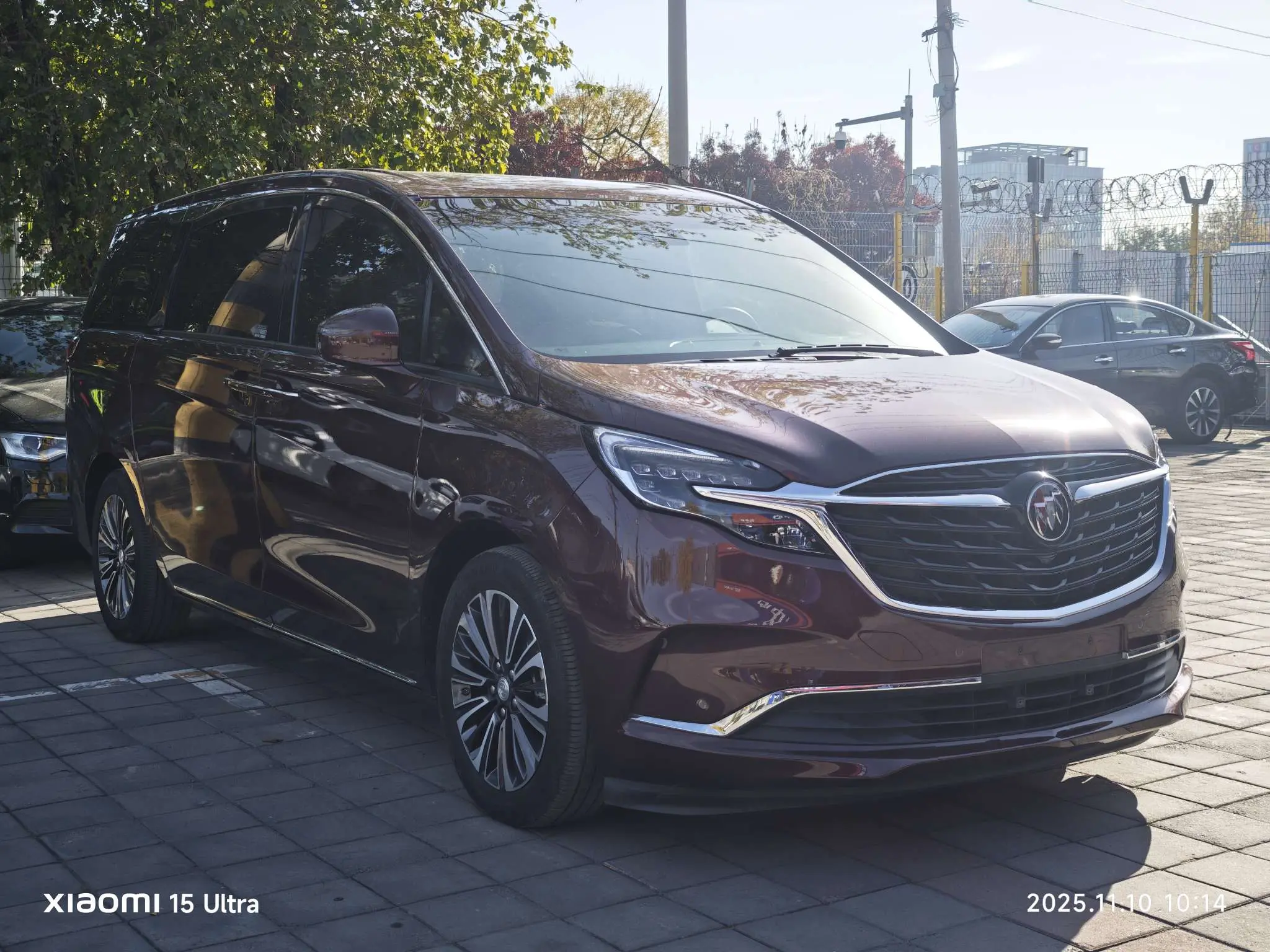 Buick GL8  из Китая