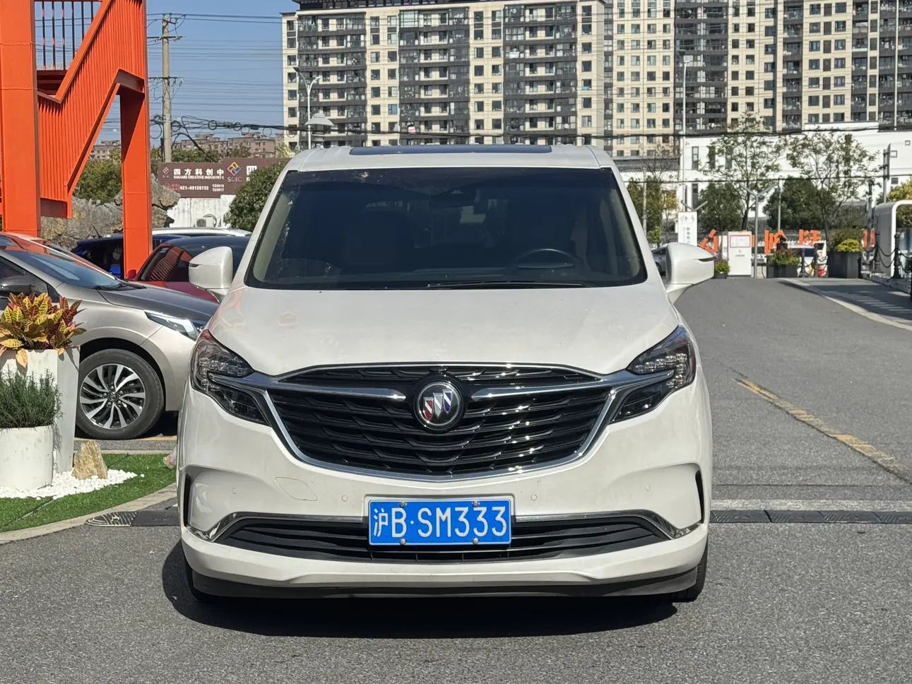 Buick GL8  из Китая