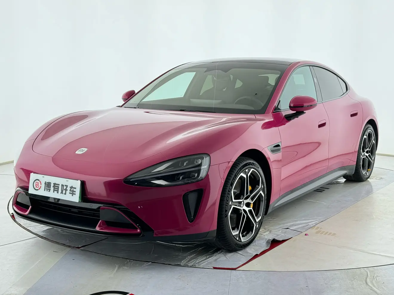 Xiaomi car Xiaomi SU7  из Китая