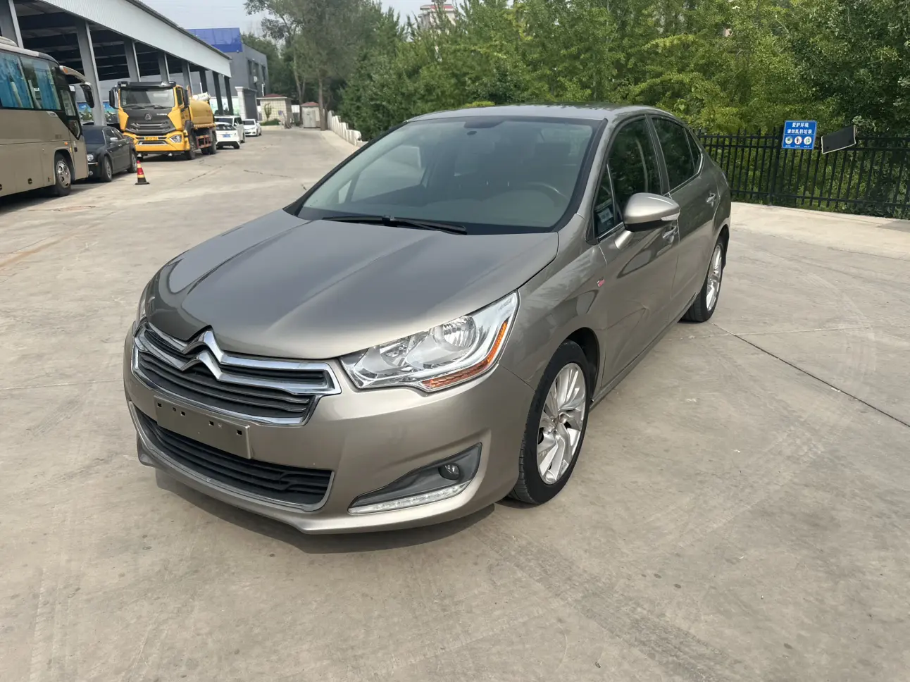 Citroën Citroen C4L  из Китая