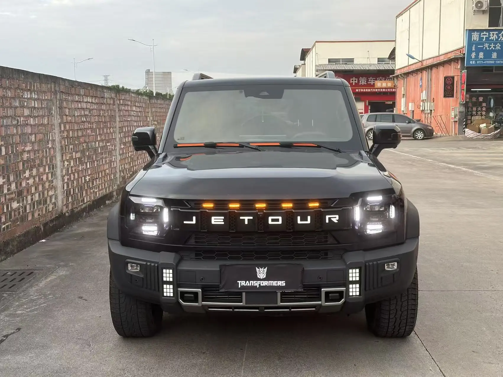 Jetour Jet Traveler  из Китая