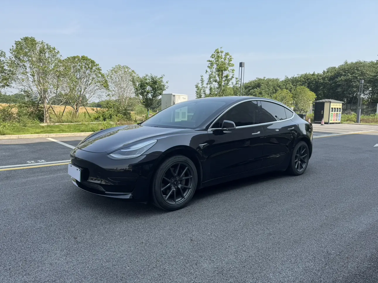 Tesla Model 3  из Китая