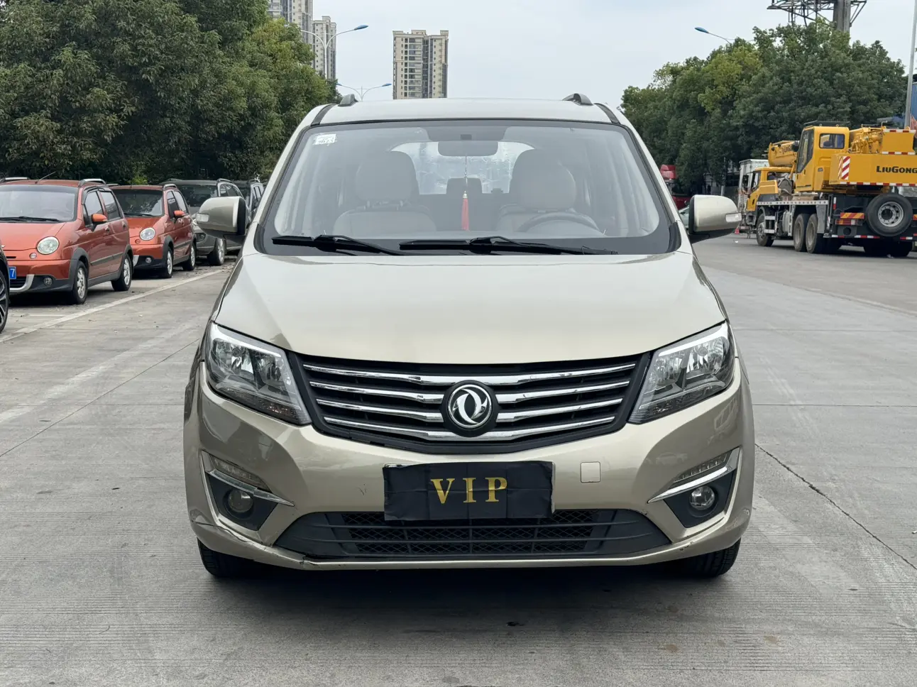 Forthing Fengxing S500  из Китая