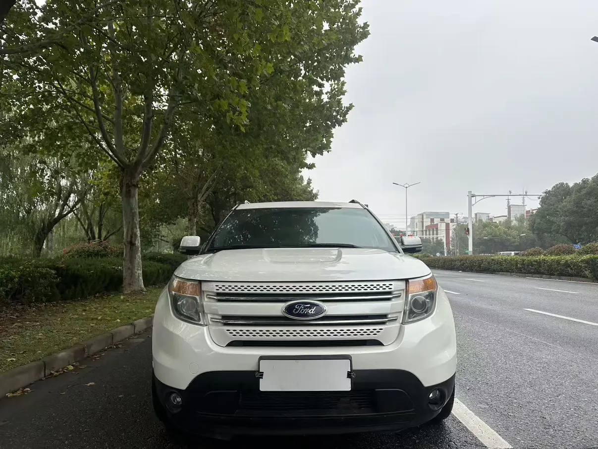 Ford Explorer  из Китая