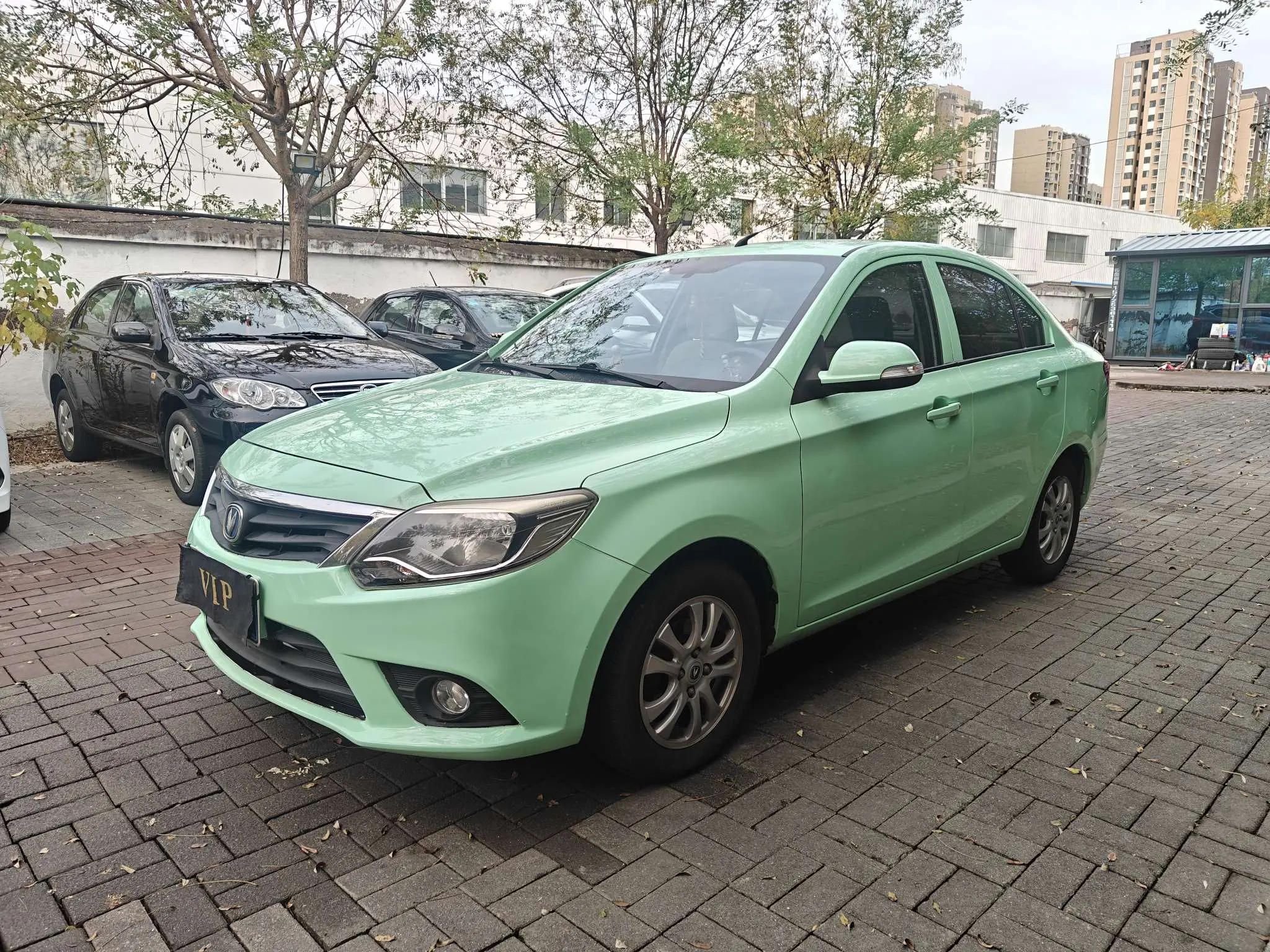 Changan Yuexiang V3  из Китая