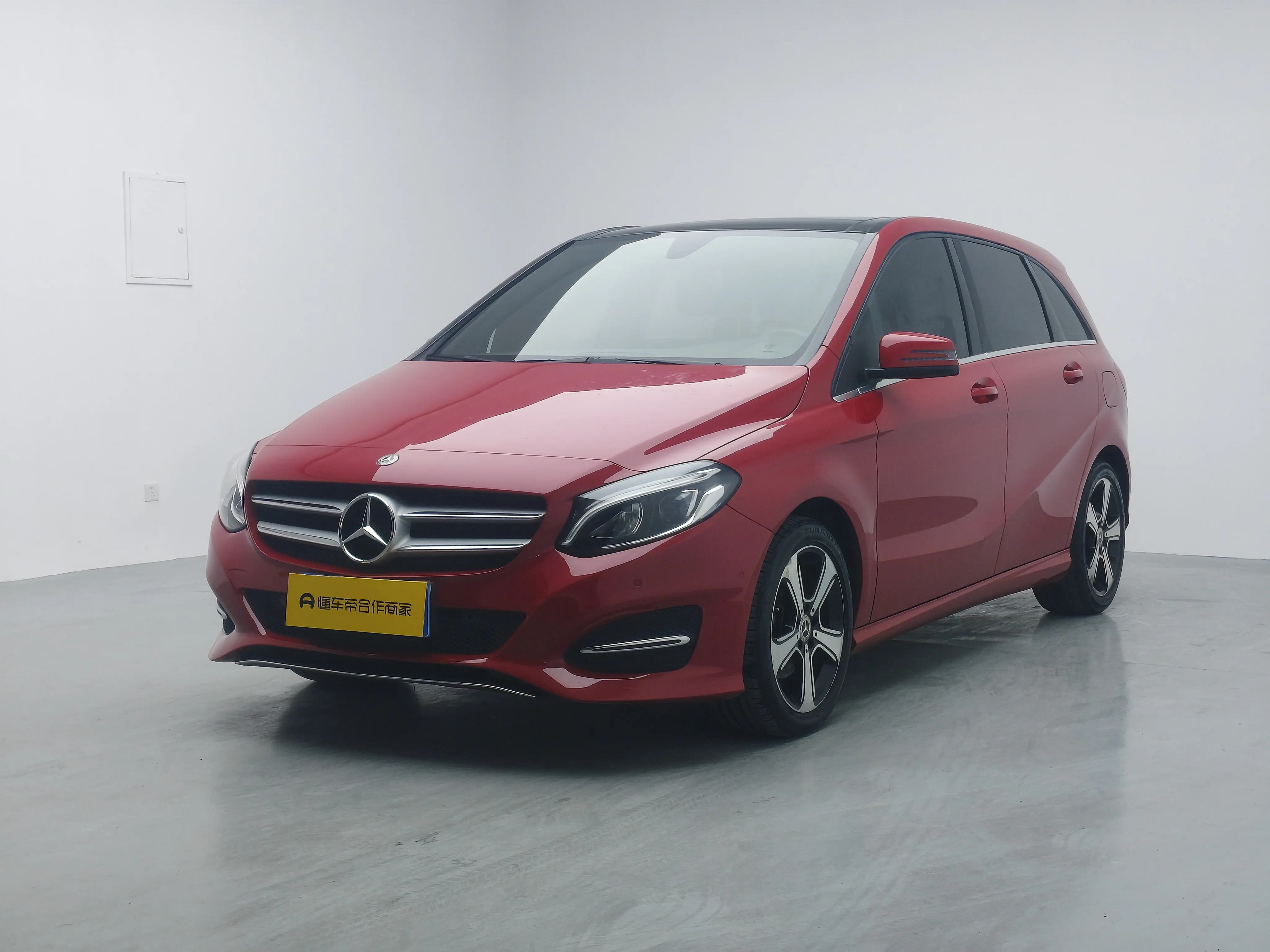 Mercedes-Benz Mercedes Benz B Class  из Китая