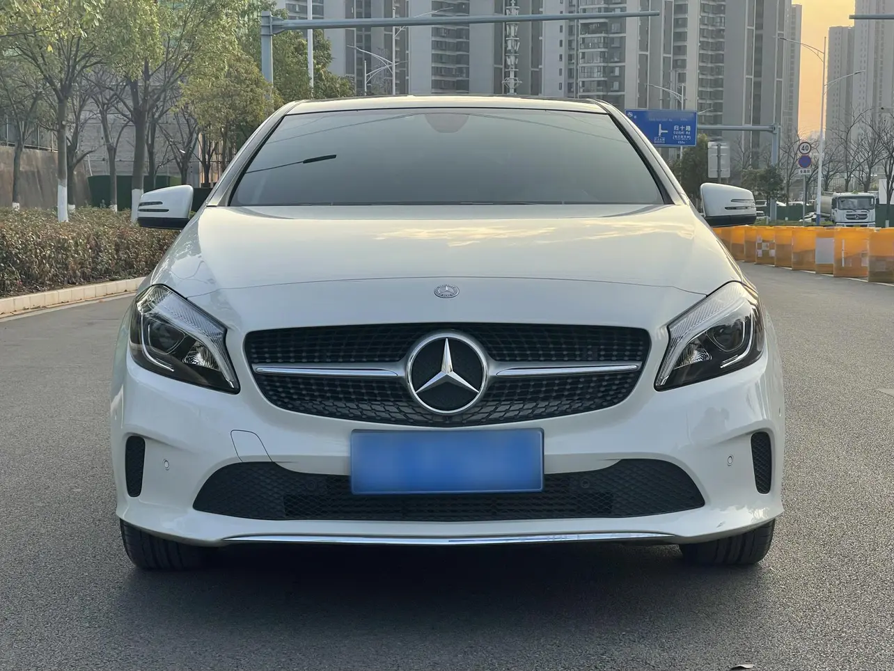 Mercedes-Benz A-Class (imported)  из Китая