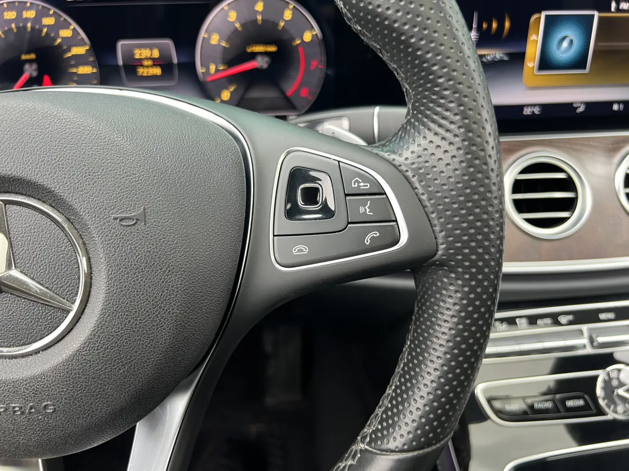 Mercedes-Benz E-Class  из Китая