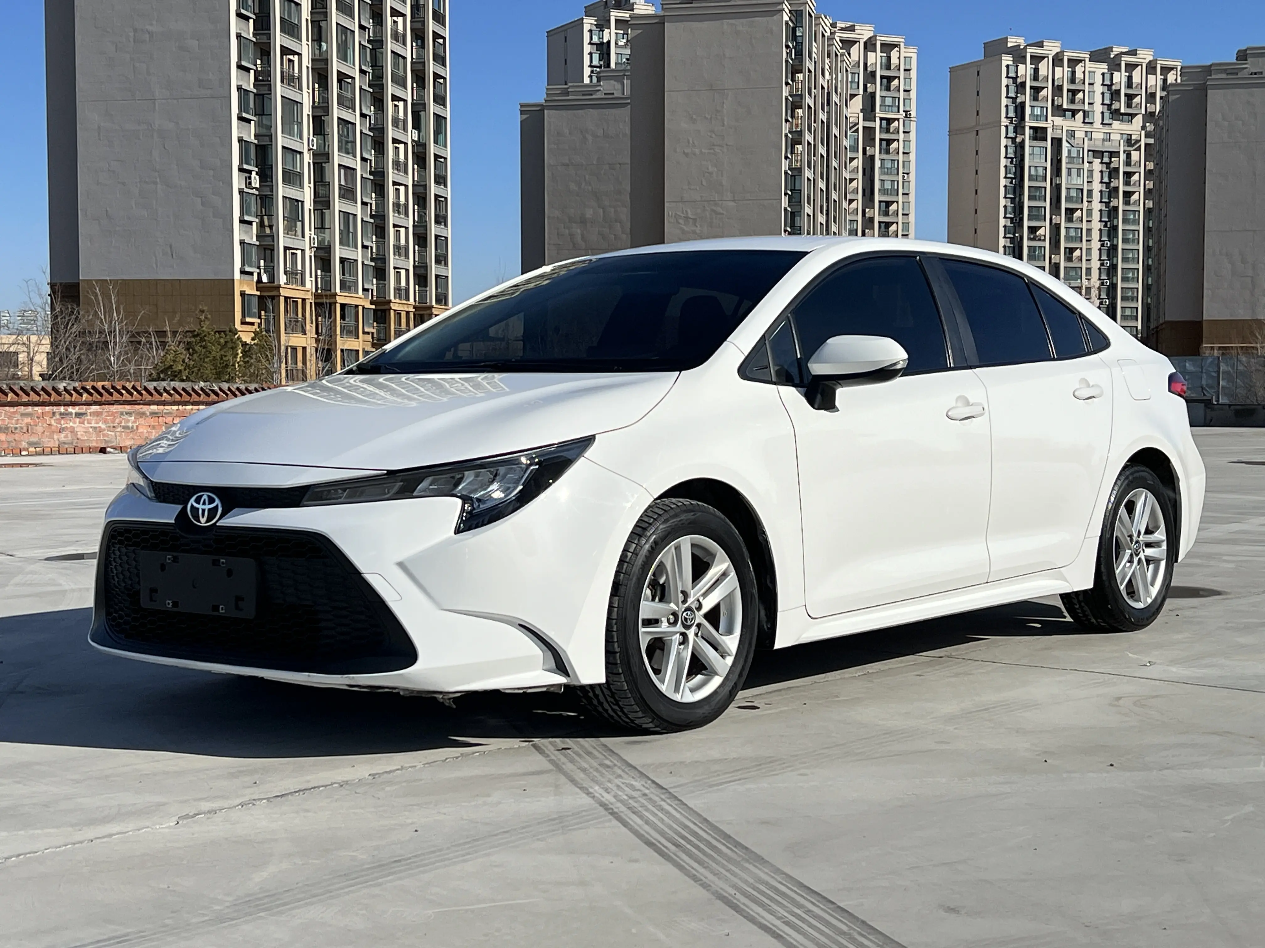 Toyota Levin (Lei Ling)  из Китая