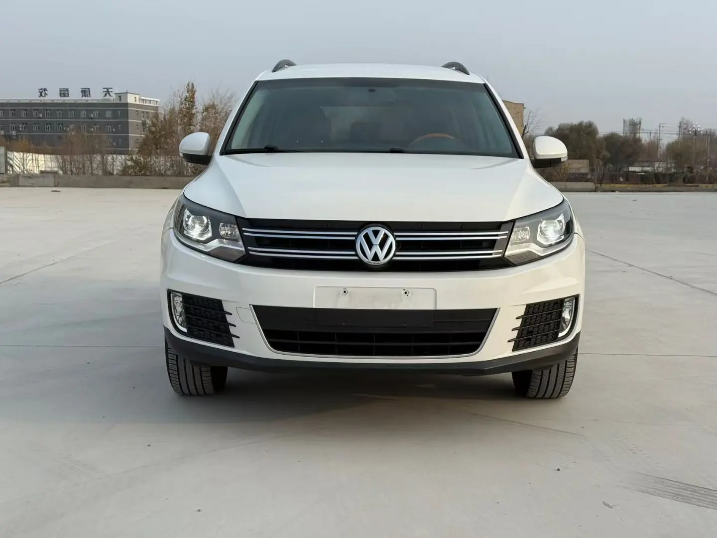Volkswagen Tiguan  из Китая