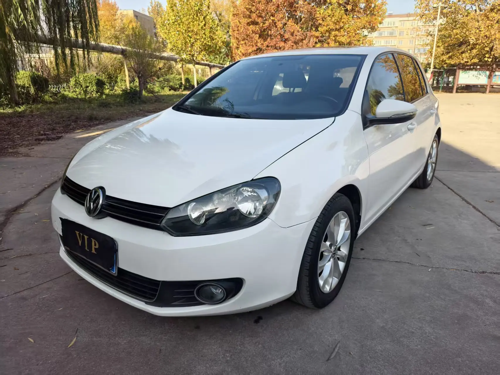 Volkswagen Golf  из Китая