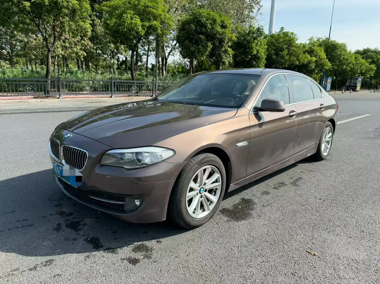 BMW 5 Series  из Китая