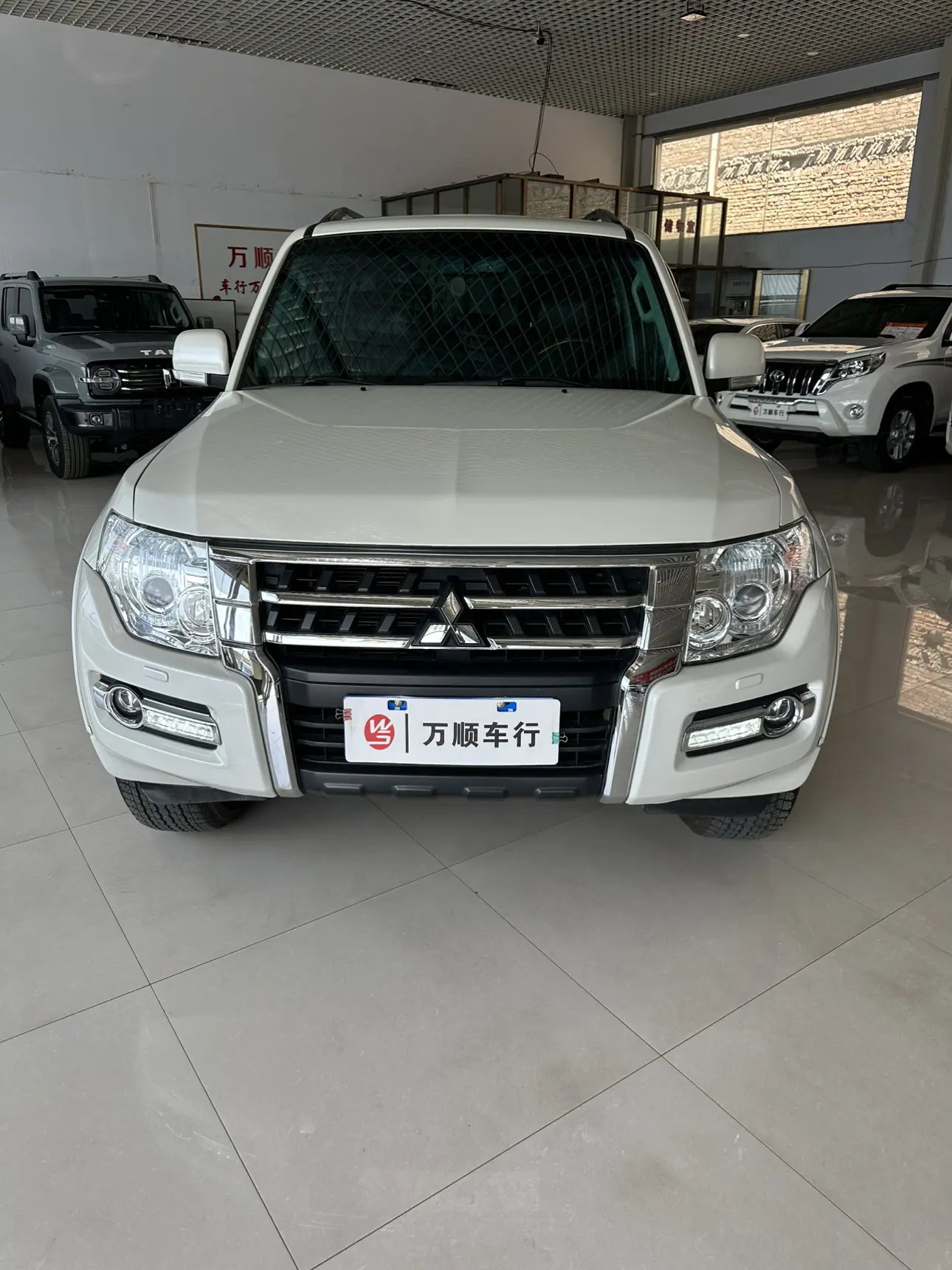 Mitsubishi Pajero  из Китая