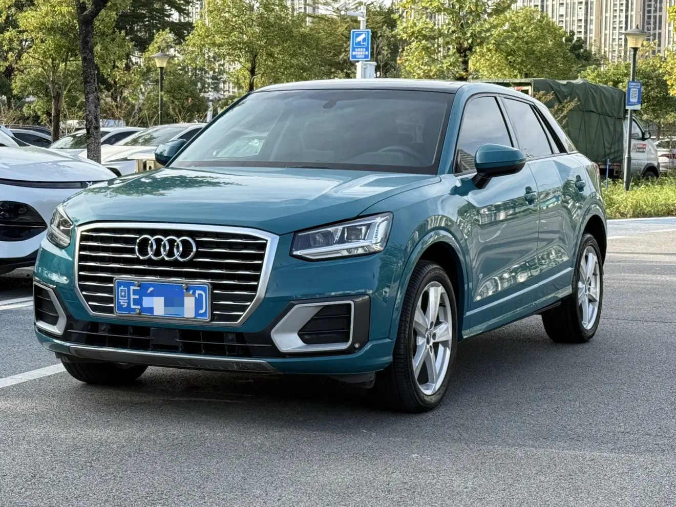 Audi Q2L  из Китая