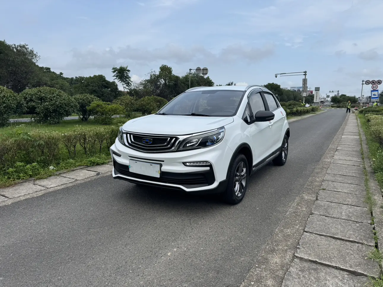 Geely Vision X3  из Китая
