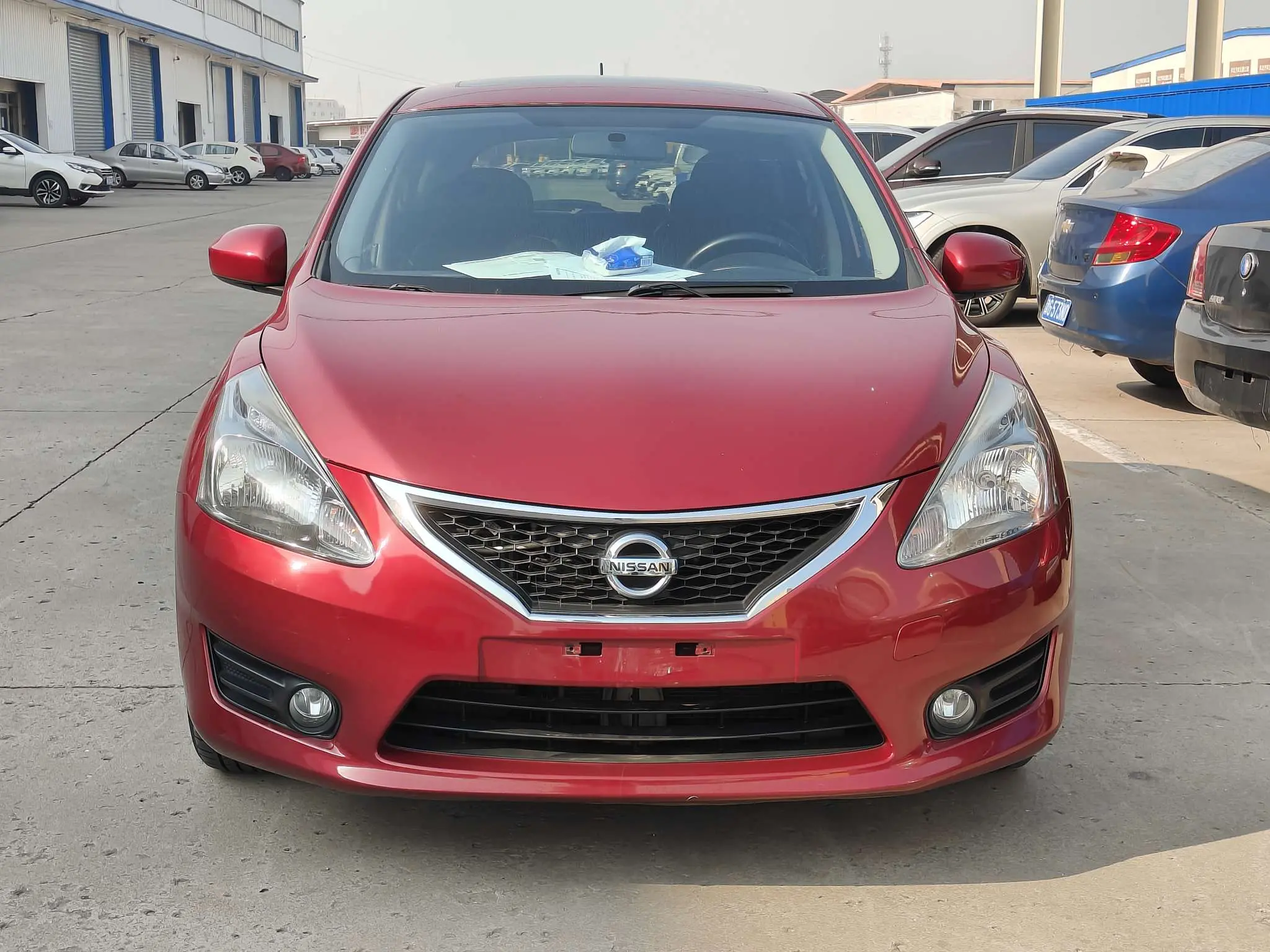 Nissan Tiida  из Китая