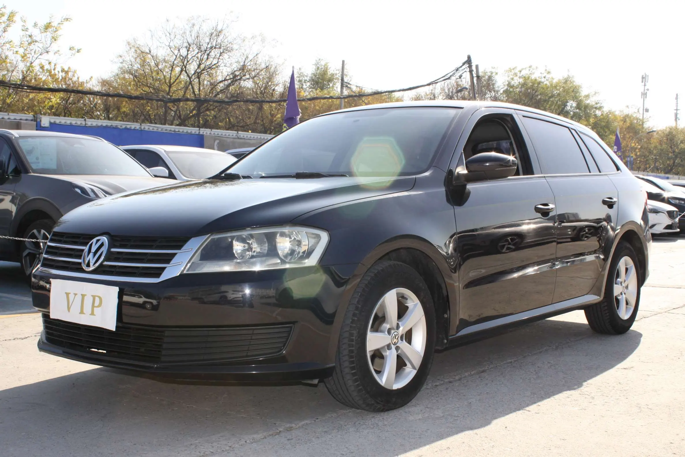 Volkswagen Langxing  из Китая