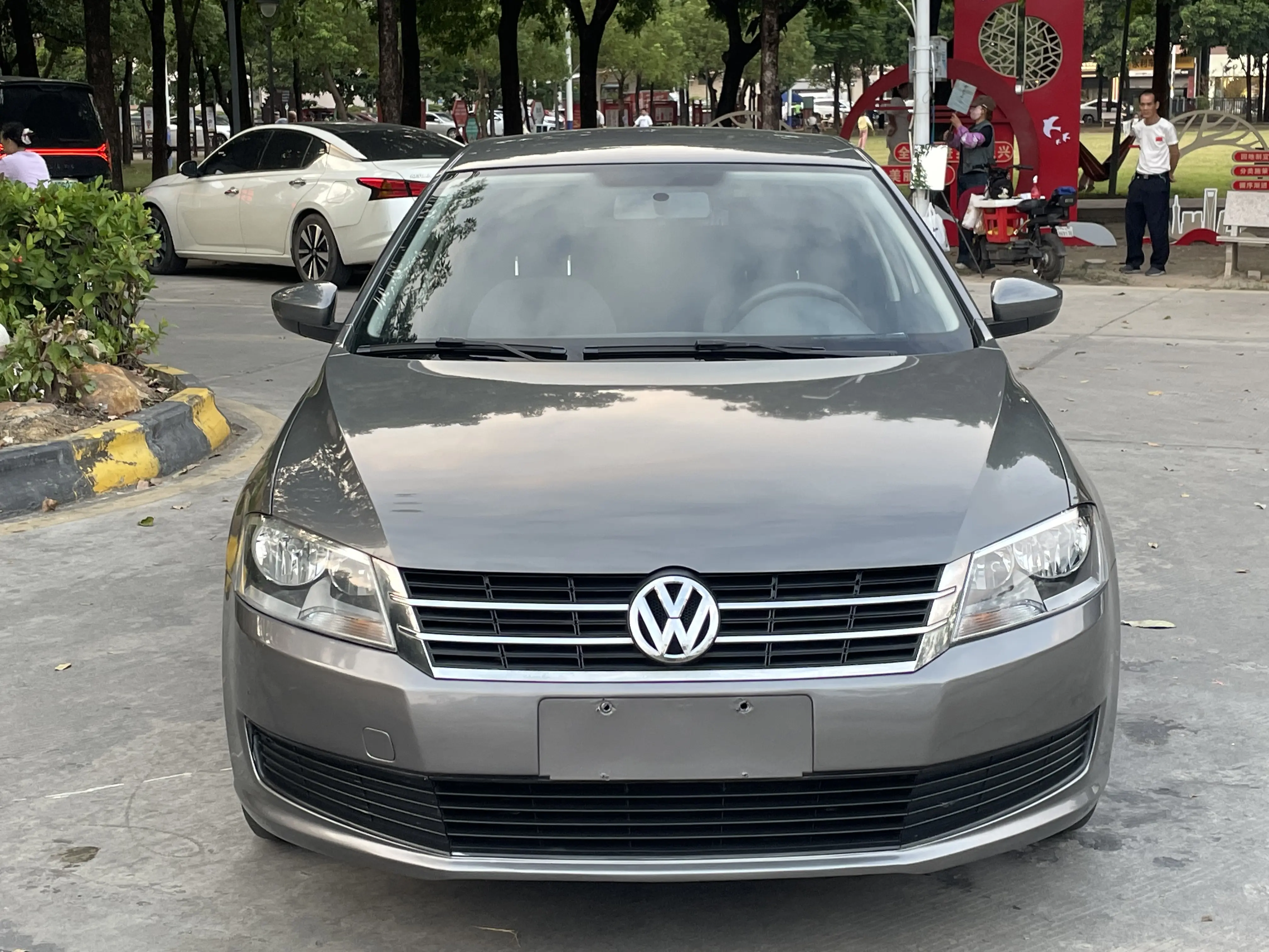 Volkswagen Langxing  из Китая