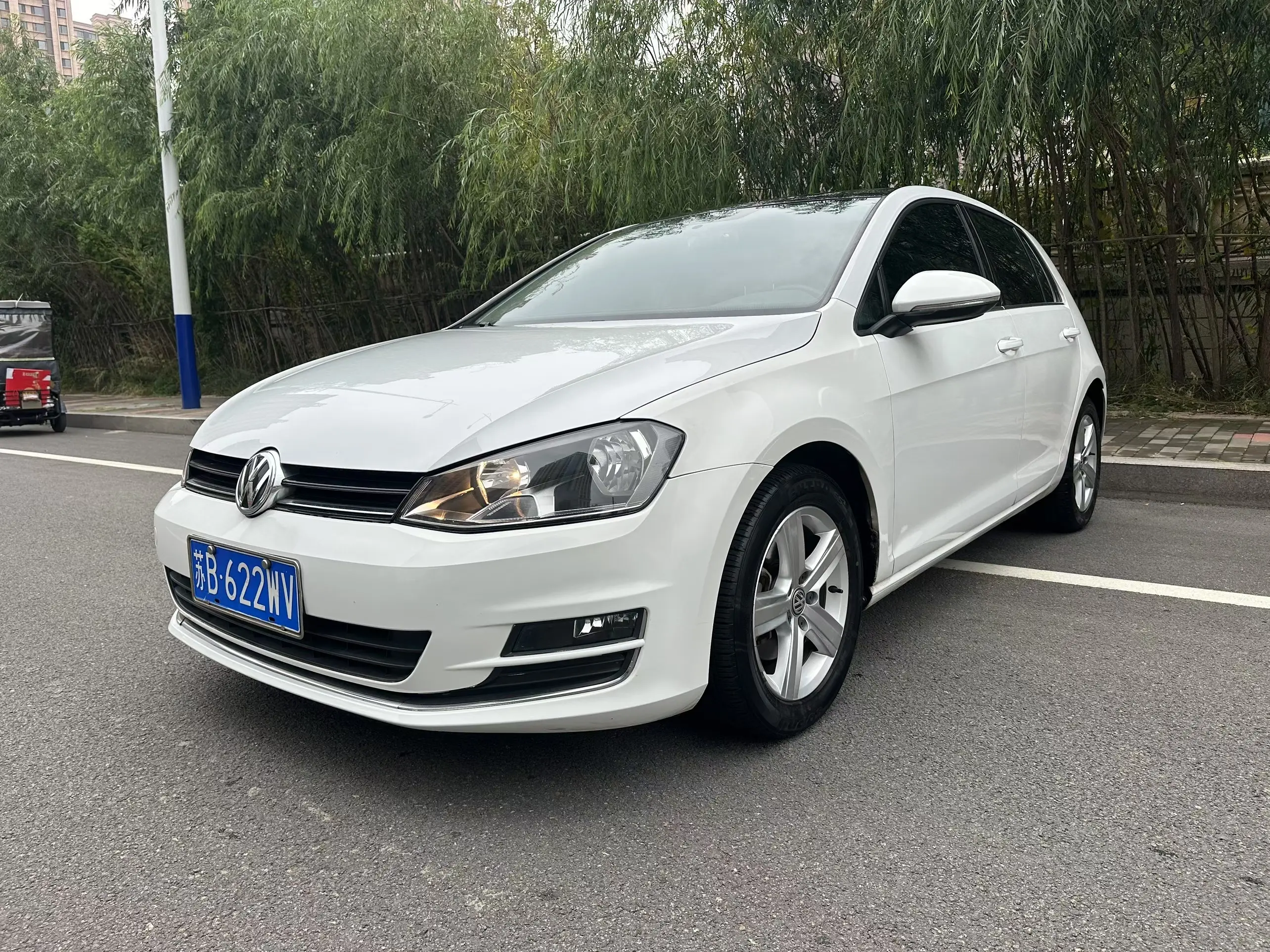 Volkswagen Golf  из Китая