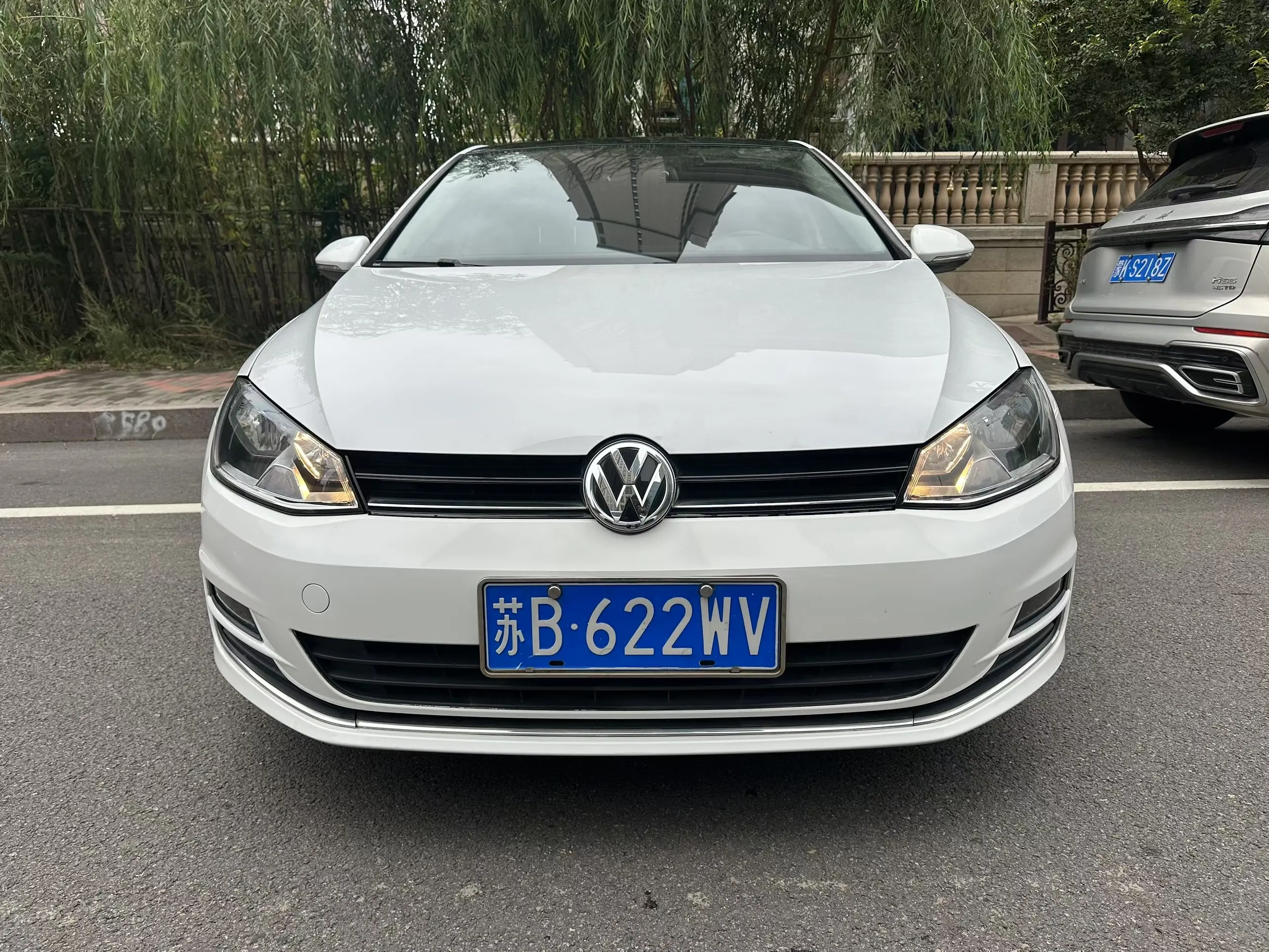 Volkswagen Golf  из Китая