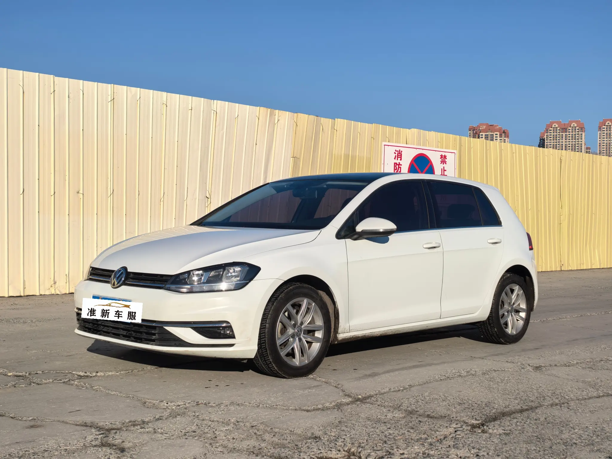 Volkswagen Golf  из Китая