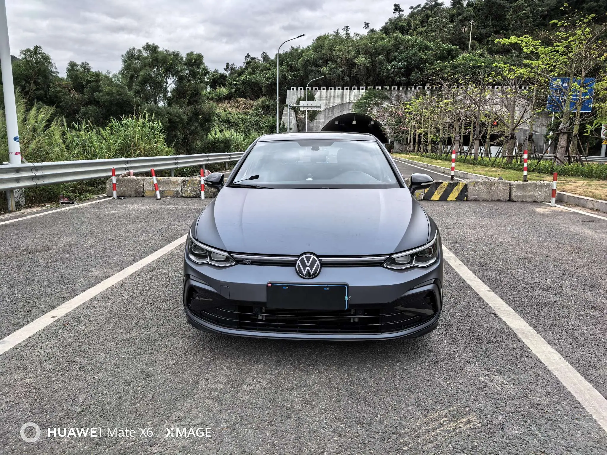 Volkswagen Golf  из Китая