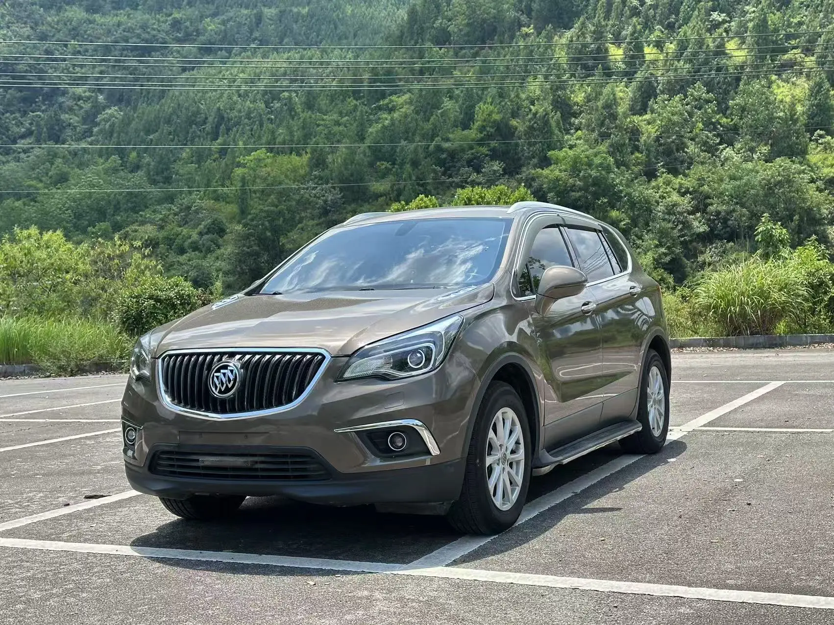 Buick Envision  из Китая