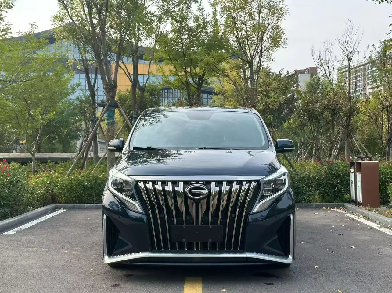 GAC Trumpchi M8  из Китая