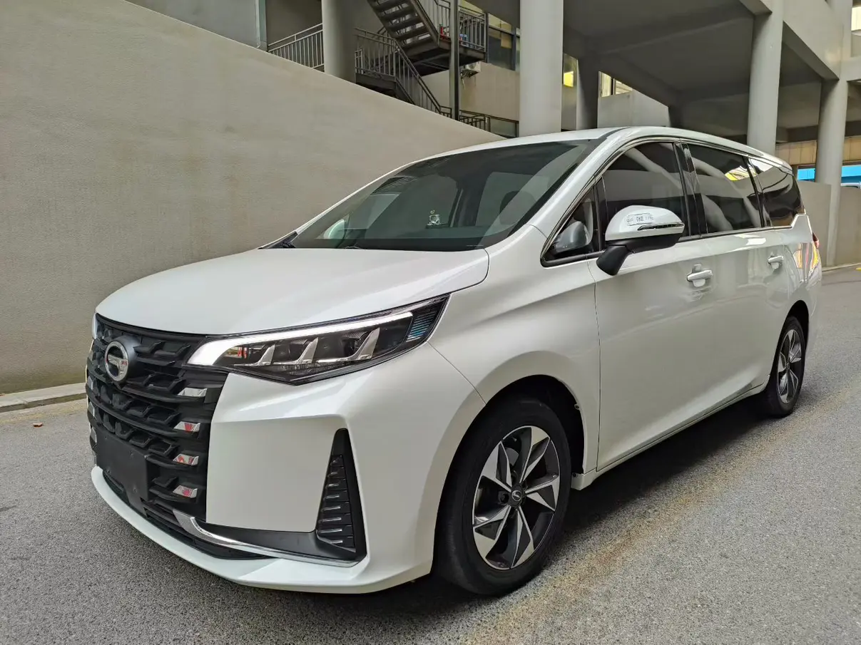 GAC Trumpchi M6  из Китая