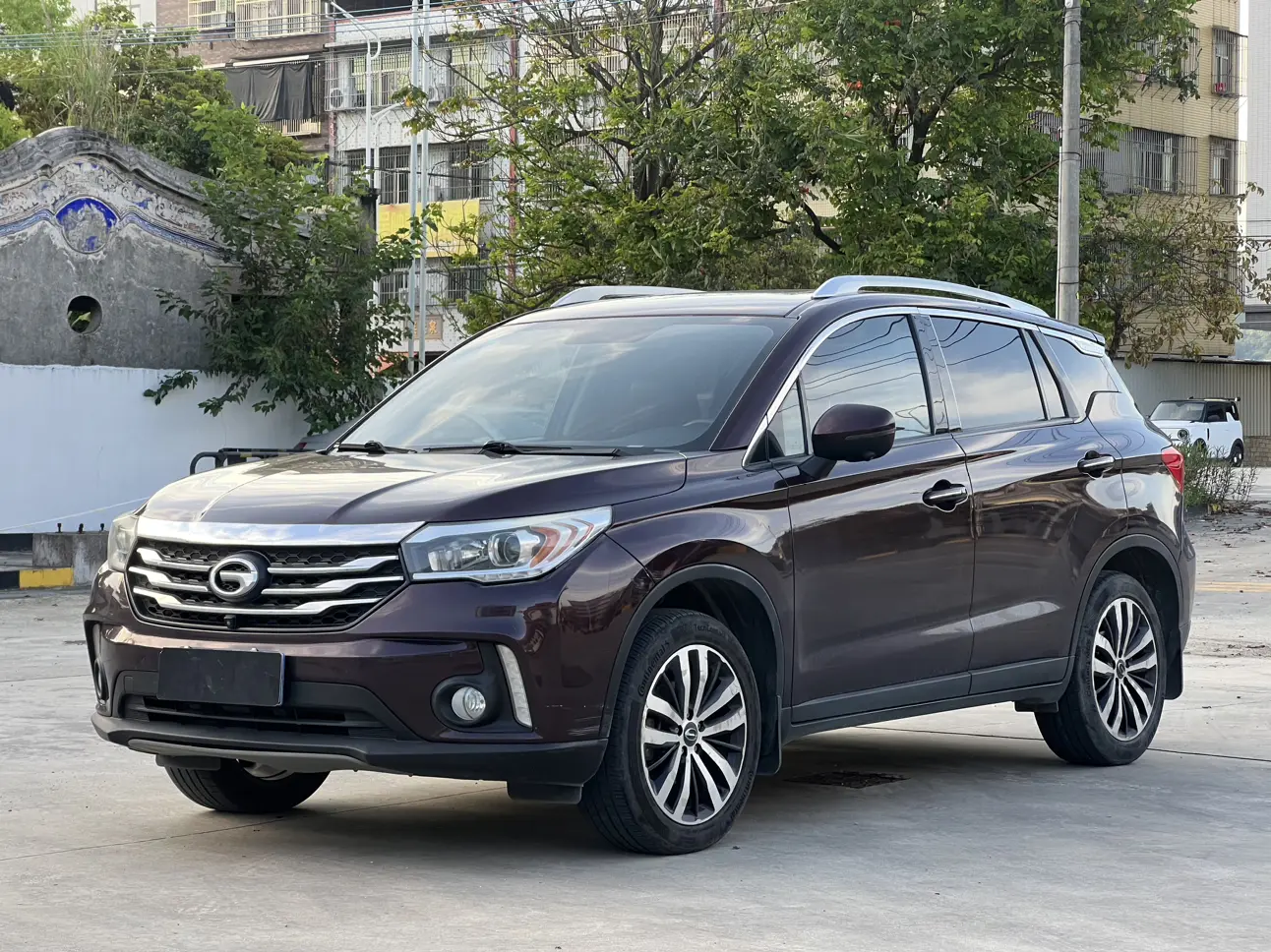 GAC Trumpchi GS4  из Китая