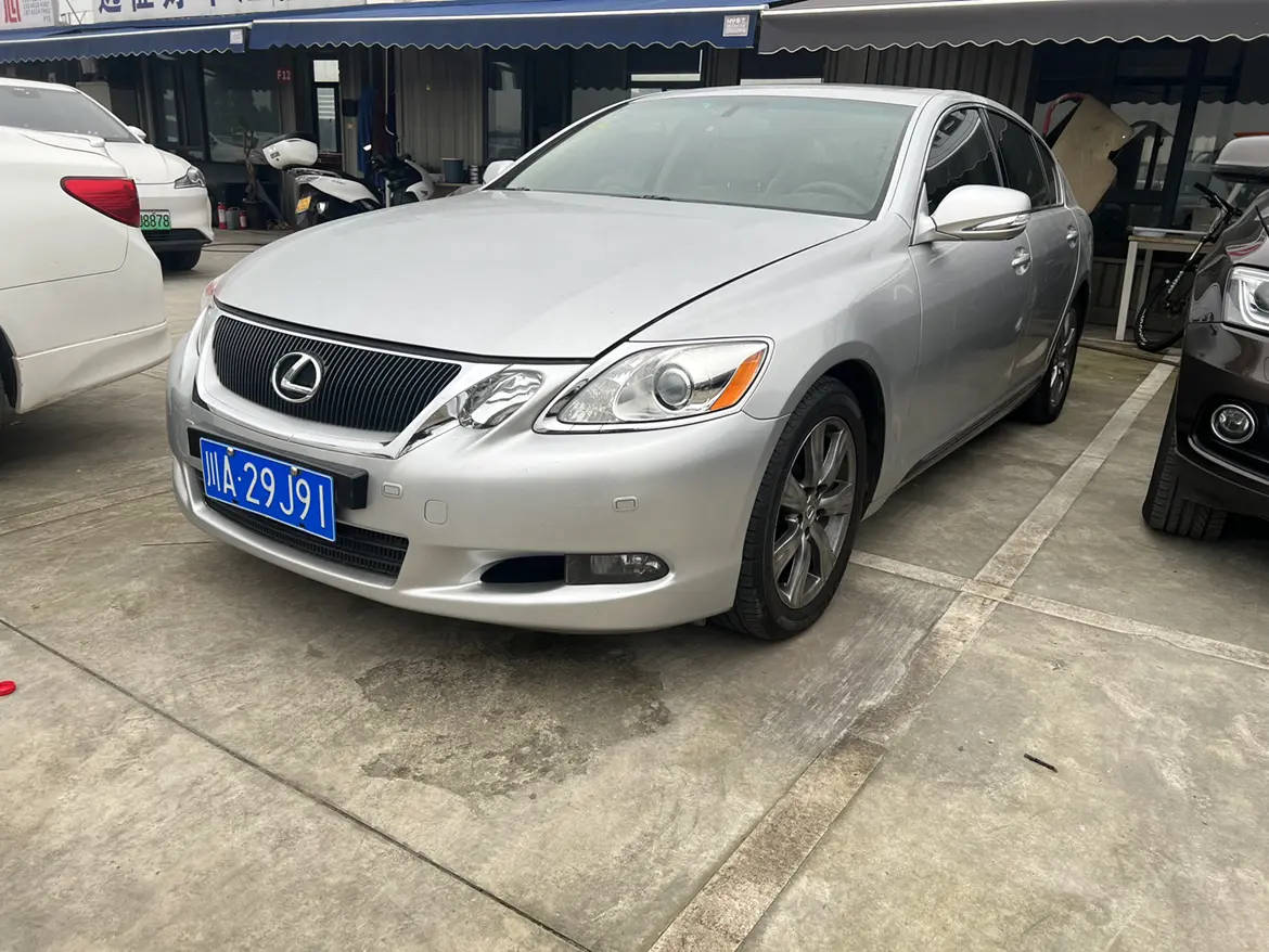Lexus GS  из Китая