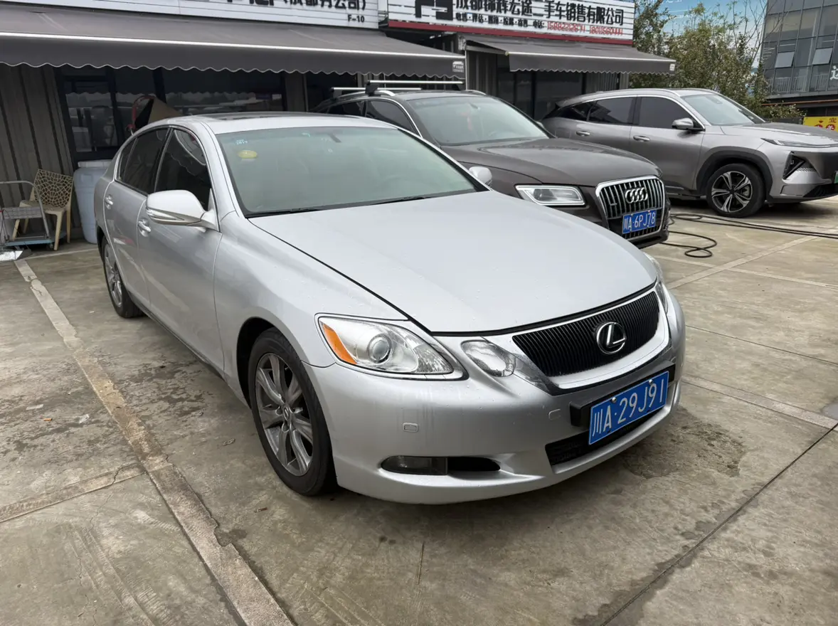 Lexus GS  из Китая