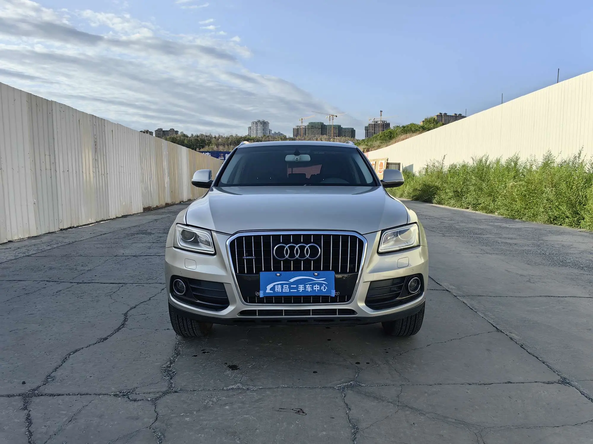 Audi Q5  из Китая